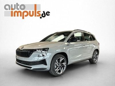 [5x5x] graphit grau metallic Neu 2025 Skoda Karoq SportLine SUV | 39.990 € (Guter Preis)