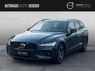Usata Volvo V60 Plus 197 CV (144 kW) 2025 Blu Station wagon