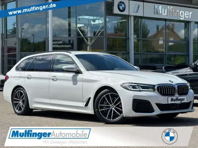 Gebraucht BMW 530 M Sport 286 PS (210 kW) 2023 Weiß Limousine