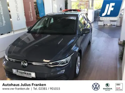 Usata VW Golf VIII Life 116 CV (85 kW) 2022 Grigio Berlina