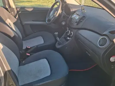 Gebraucht Hyundai i10 Classic 67 PS (49 kW) 2009 Schwarz Kleinwagen