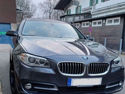 gebraucht BMW 520 d Touring, Scheckheft, Automatik, Navi