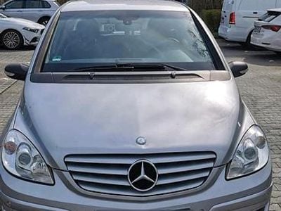 Mercedes 180