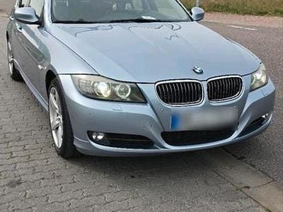 Second-hand BMW 330 245 CP (180 kW) 2009 Albastru Berlinǎ