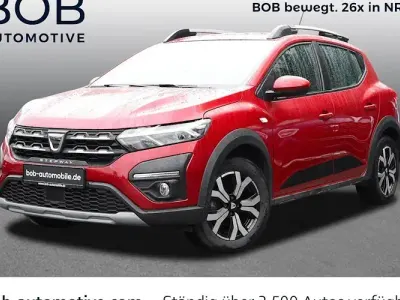 Gebraucht Dacia Sandero Comfort 91 PS (66 kW) 2021 Rot Limousine