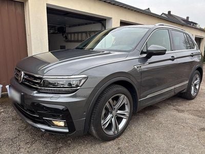 Gebraucht VW Tiguan R-line 150 PS (110 kW) 2020 Grau SUV