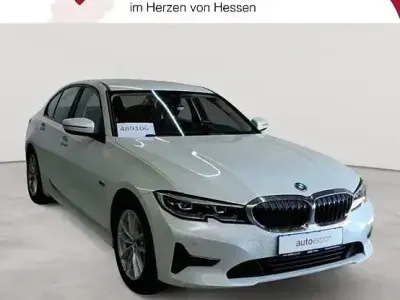 Gebraucht BMW 330e Advantage 2022 Andere Limousine