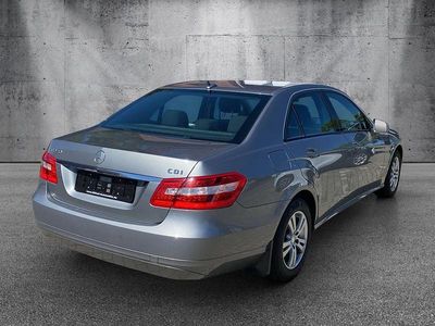 Usata Mercedes E220 170 CV (125 kW) 2010 Argento Berlina