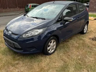 Gebraucht Ford Fiesta 60 PS (44 kW) 2009 Weiß Limousine