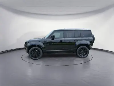 Gebraucht Land Rover Defender Black Edition 635 PS (467 kW) 2026 Schwarz SUV