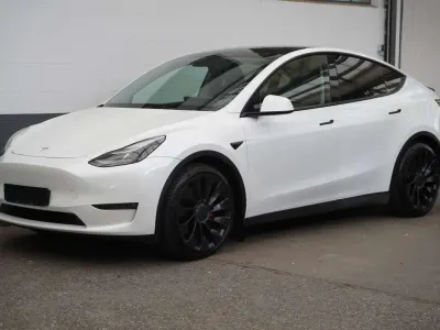 Gebraucht Tesla Model Y Performance 392 kW (534 PS) 2022 Weiß SUV