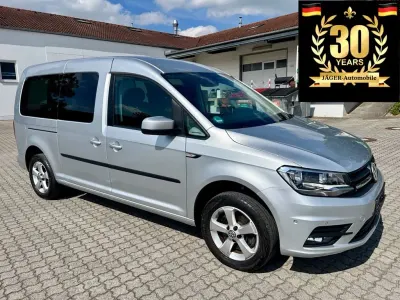 Używany VW Caddy Maxi Trendline 125 KM (91 kW) 2017 Srebrny Minivan