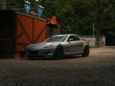 Silber Gebraucht 2025 Mazda RX8 Coupé | 8.900 €