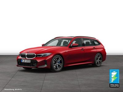 Gebraucht BMW 330e M Sport 292 PS (214 kW) 2025 Rot Kombi