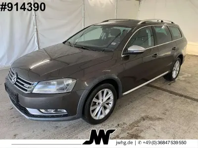 Gebraucht VW Passat 170 PS (125 kW) 2013 Black oak brown metallic Kombi