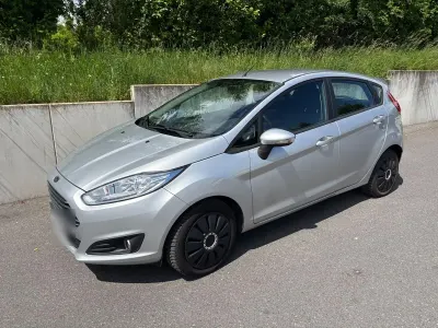 Gebraucht Ford Fiesta SYNC Edition 95 PS (69 kW) 2016 Grau Kleinwagen