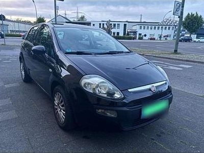 Usata Fiat Punto 75 CV (55 kW) 2010 Utilitaria