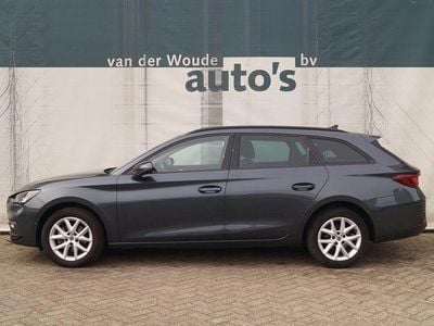 Second-hand Seat Leon Business 110 CP (80 kW) 2022 Gri Berlinǎ