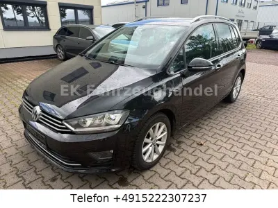 Gebraucht VW Golf VII LOUNGE 110 PS (80 kW) 2015 Schwarz Limousine