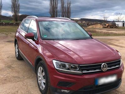 gebraucht VW Tiguan Tiguan1.4 TSI BlueMotion DSG Model Sound