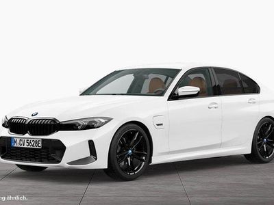 Second-hand BMW 320e M Sport 163 CP (119 kW) 2022 Alb Berlinǎ