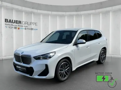 Gebraucht BMW iX1 M Sport 230 kW (313 PS) 2024 Weiss SUV