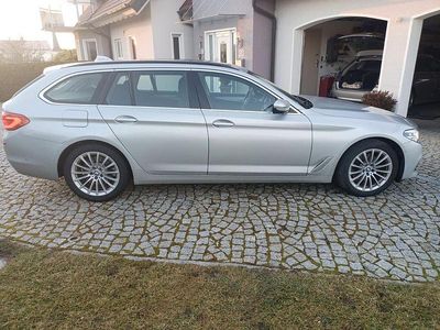 Silber Gebraucht 2019 BMW 520 Kombi | 19.900 € (Guter Preis)