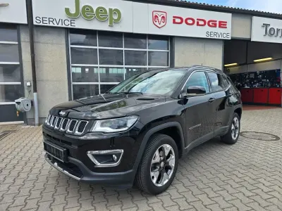 Usado Jeep Compass Limited 170 HP (125 kW) 2018 Preto SUV