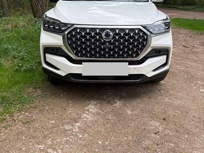 Gebraucht SsangYong Rexton Quartz 203 PS (149 kW) 2022 Weiß SUV