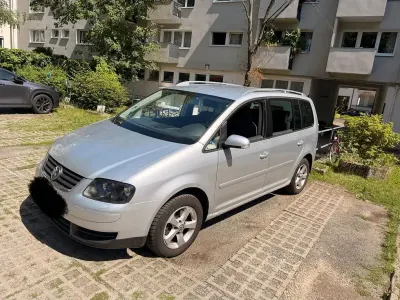 Gebraucht VW Touran Basis 101 PS (74 kW) 2006 Silber Van / Kleinbus