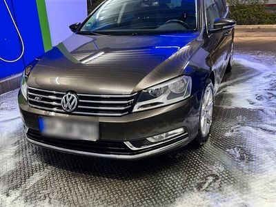 gebraucht VW Passat B7 Kombi 2.0 TDI neuer TÜV 140PS