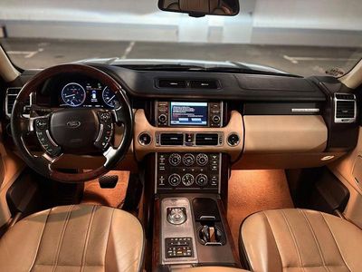 Gebraucht Land Rover Range Rover Vogue 313 PS (230 kW) 2011 Schwarz SUV