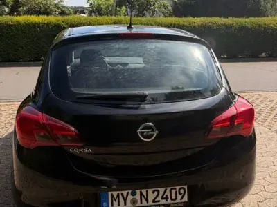 Gebraucht Opel Corsa Edition 90 PS (66 kW) 2015 Schwarz Kleinwagen