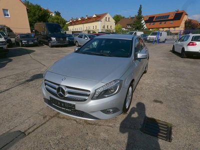 Gebraucht Mercedes A180 122 PS (89 kW) 2013 Silber Limousine