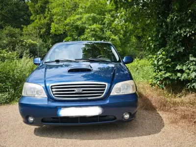 Gebraucht Kia Carnival 144 PS (105 kW) 2005 Blau Van / Kleinbus