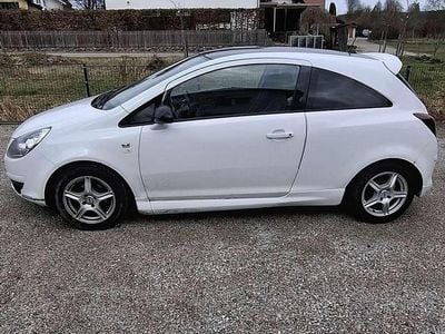 Gebraucht Opel Corsa 80 PS (58 kW) 2009 Weiß Kleinwagen