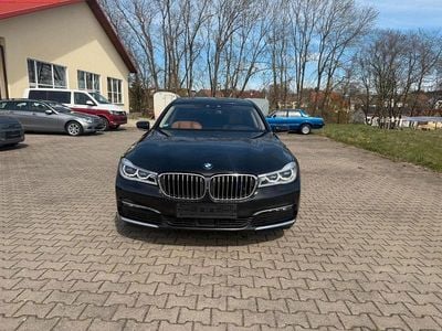 Gebraucht BMW 750L Performance 449 PS (330 kW) 2018 Schwarz Limousine
