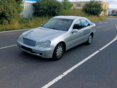Mercedes C180