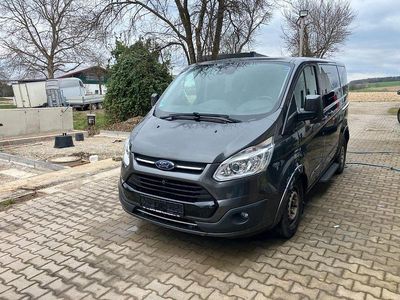 Gebraucht Ford Tourneo 170 PS (125 kW) 2017 Grau Van / Kleinbus