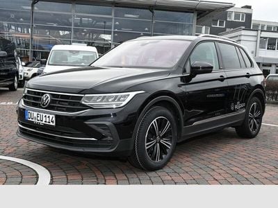 Gebraucht VW Tiguan Active 150 PS (110 kW) 2021 Schwarz SUV