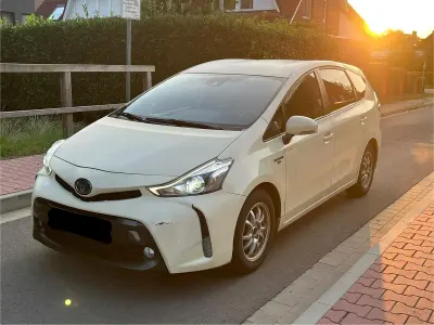 Gebraucht Toyota Prius+ Plus 100 PS (73 kW) 2020 Weiß Van / Kleinbus