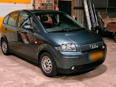 Gebraucht Audi A2 61 PS (44 kW) 2003 Grau Kleinwagen