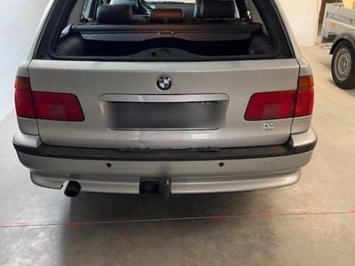BMW 528