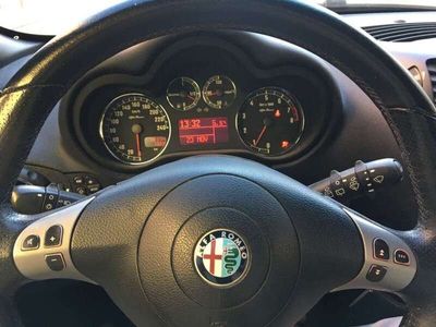 gebraucht Alfa Romeo 147 1471.6 Twin Spark Distinctive Sport