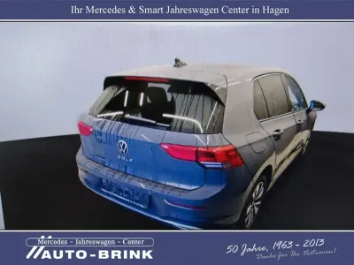 Gebraucht VW Golf VIII Move 110 PS (80 kW) 2024 Grau Limousine
