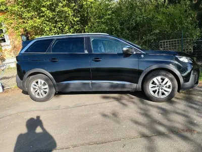 Gebraucht Peugeot 5008 Crossway 181 PS (133 kW) 2019 Schwarz SUV