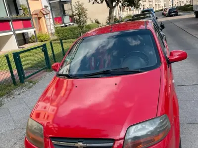 Gebraucht Chevrolet Kalos 83 PS (61 kW) 2006 Rot Limousine