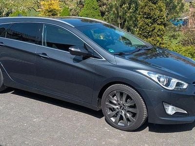 Usata Hyundai i40 136 CV (100 kW) 2015 Grigio Station wagon