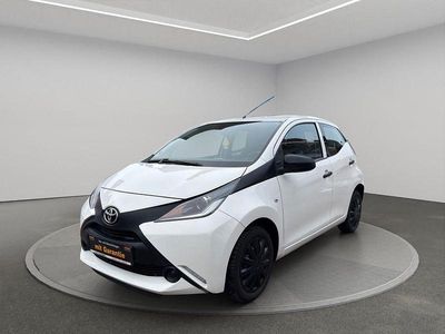 Gebraucht Toyota Aygo 69 PS (50 kW) 2017 Weiß Kleinwagen
