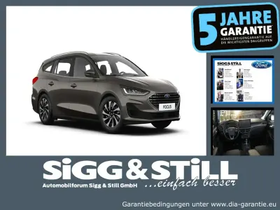 Neu Ford Focus Titanium 125 PS (91 kW) 2025 Grau Limousine